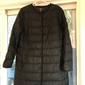 UNIQLO Ultra light down black puff jacket